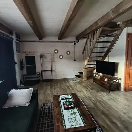 Skitnica Ll بيت للعطل *